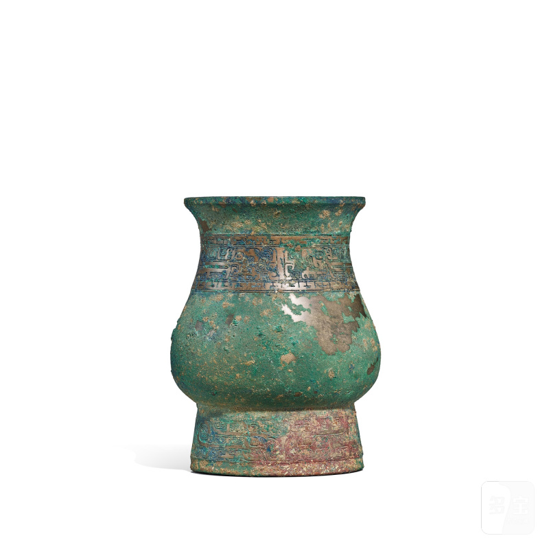 An archaic bronze 'phoenix' ritual wine vessel, zhi, Early Western Zhou dynasty | 西周 青銅鳳鳥紋觶